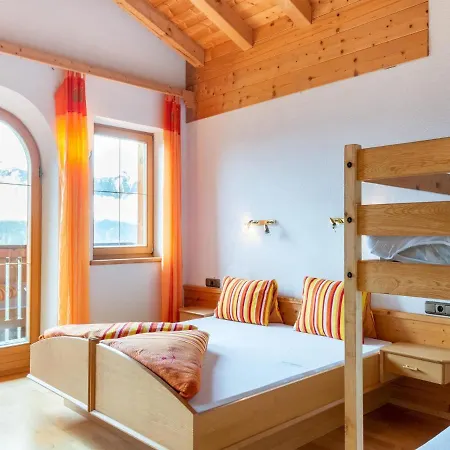 Spacious In With Terrace Apartment